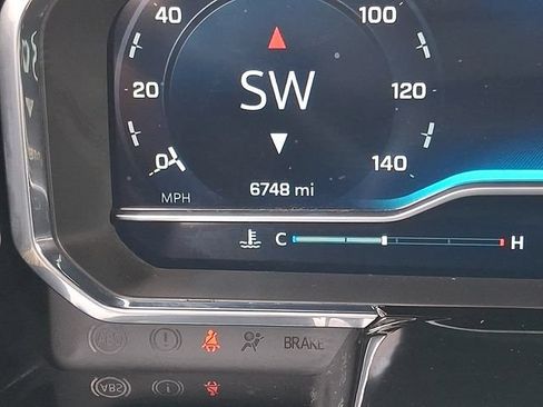 Certified 2022 Chevrolet Silverado 1500 LT Trail Boss w/ LT Trail Boss Premium Package AWD/4WD image 21
