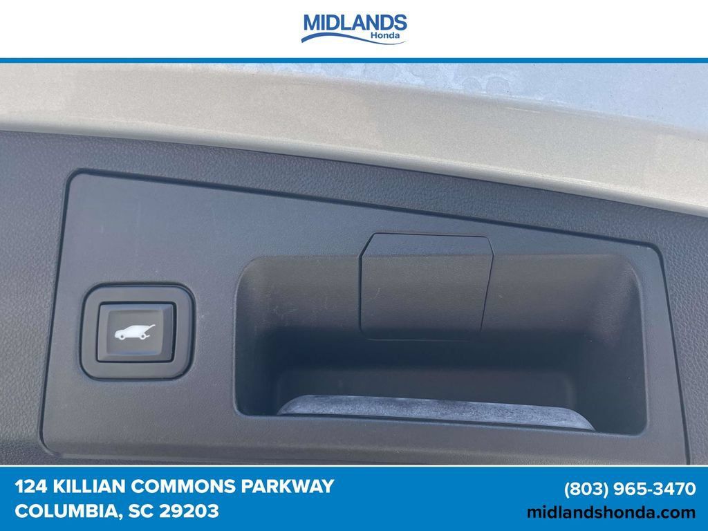 Used 2019 Cadillac XT4 Sport FWD image 9