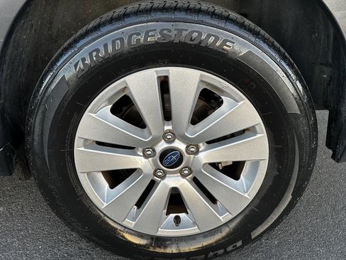 Used 2019 Subaru Outback 2.5i image 46