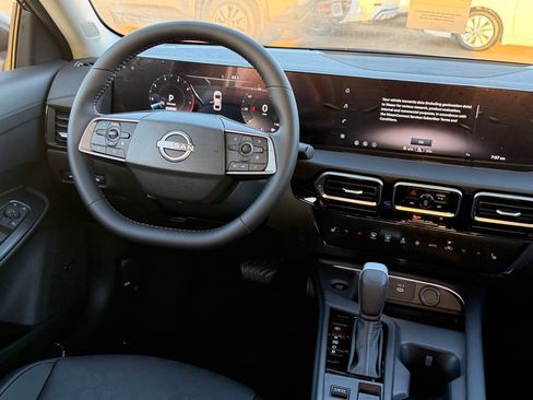 New 2026 Nissan Sentra SR image 11