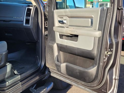 Used 2018 RAM 1500 Big Horn AWD/4WD image 19
