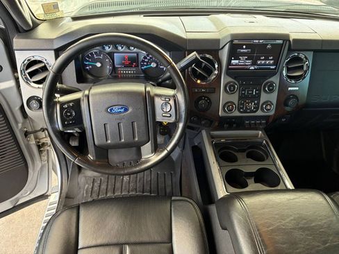 Used 2015 Ford F250 Lariat w/ Lariat Ultimate Package AWD/4WD image 17
