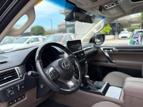 Certified 2023 Lexus GX 460 Premium w/ Premium Package AWD/4WD image 11