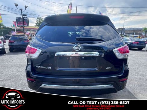 Used 2015 Nissan Pathfinder S image 8
