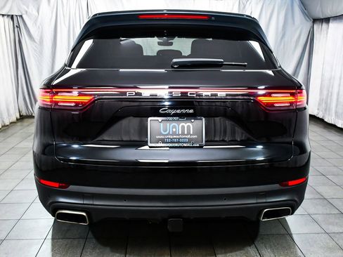 Used 2021 Porsche Cayenne image 5