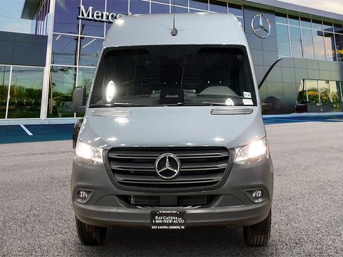 Used 2026 Mercedes-Benz Sprinter 2500 image 3