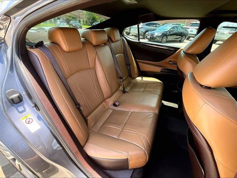 Used 2019 Lexus ES 350 w/ Accessory Package 2 FWD image 20