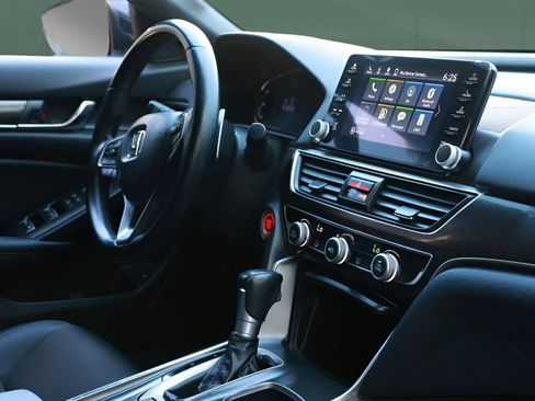 Used 2021 Honda Accord Sport image 28
