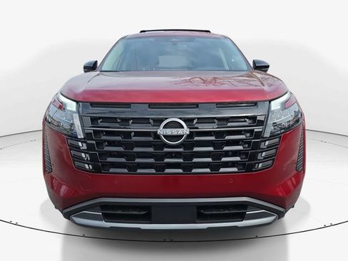 New 2026 Nissan Pathfinder SL image 4