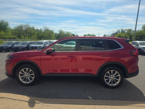 Used 2024 Honda CR-V EX image 8