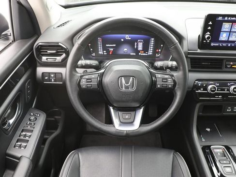 Used 2024 Honda Pilot Elite image 14