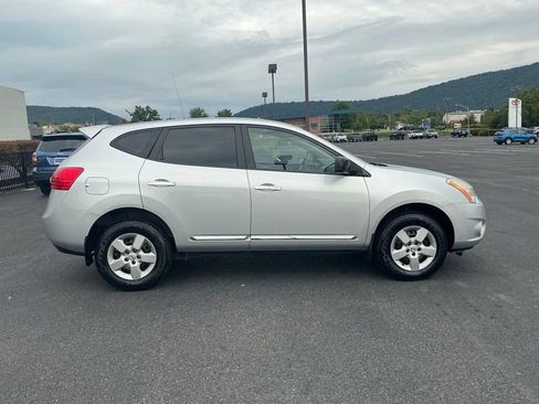 Used 2013 Nissan Rogue S AWD/4WD image 4