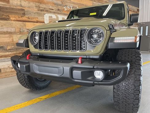 New 2026 Jeep Wrangler Rubicon AWD/4WD image 14