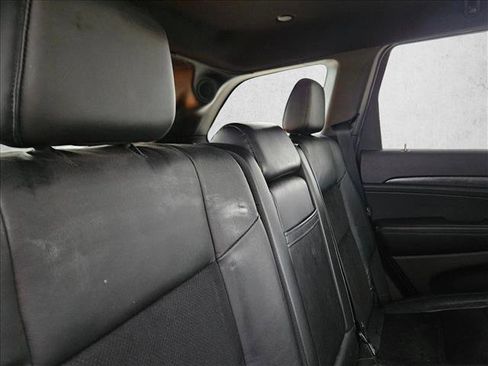 Used 2018 Jeep Grand Cherokee Altitude image 24