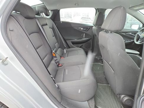 Used 2018 Chevrolet Malibu LT image 29