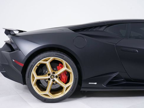Used 2023 Lamborghini Huracan Tecnica RWD image 13