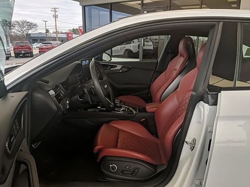 Used 2024 Audi S5 Prestige image 12