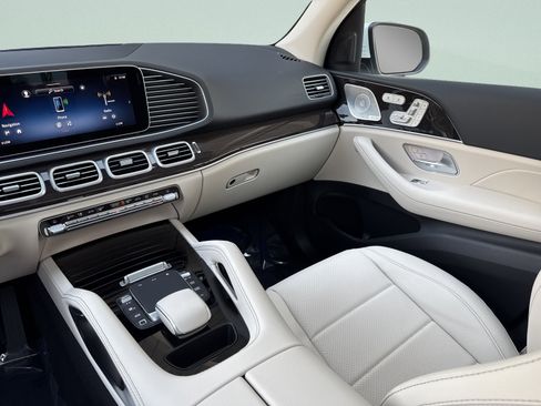 Certified 2026 Mercedes-Benz GLE 450 4MATIC image 9