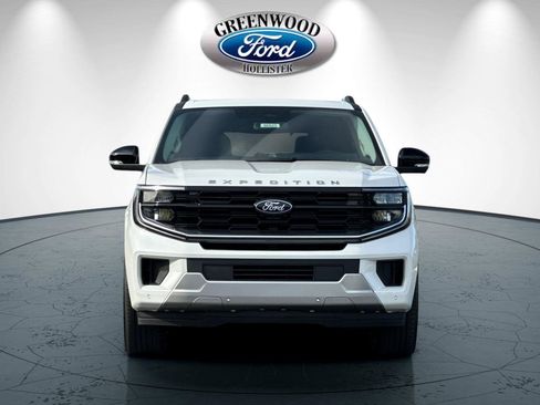 New 2025 Ford Expedition Platinum w/ Platinum Ultimate Package image 9