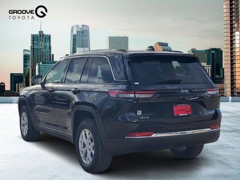 Used 2023 Jeep Grand Cherokee Limited image 3