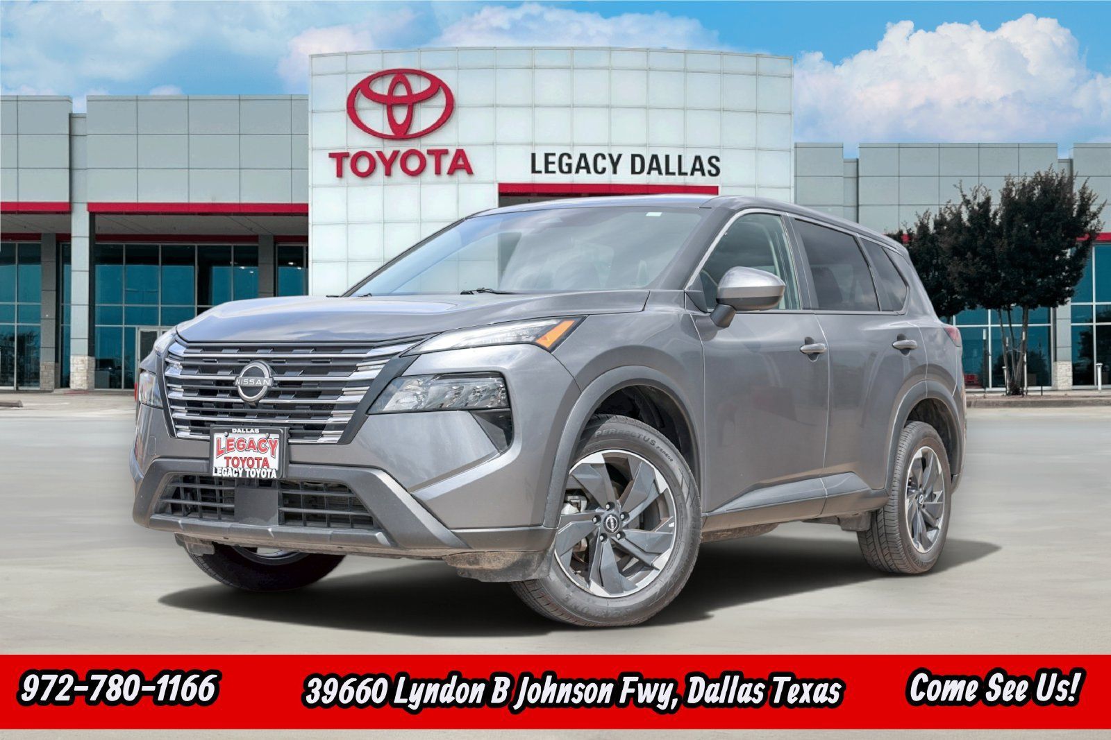 Used 2025 Nissan Rogue SV AWD/4WD image 1
