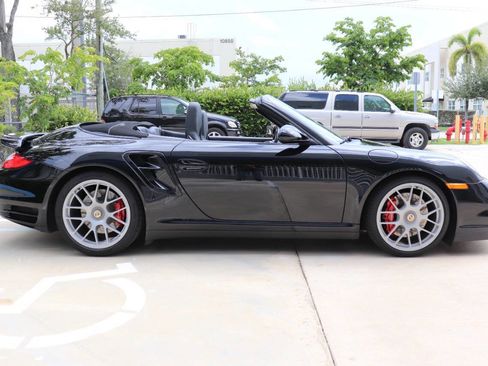 Used 2010 Porsche 911 Turbo image 7