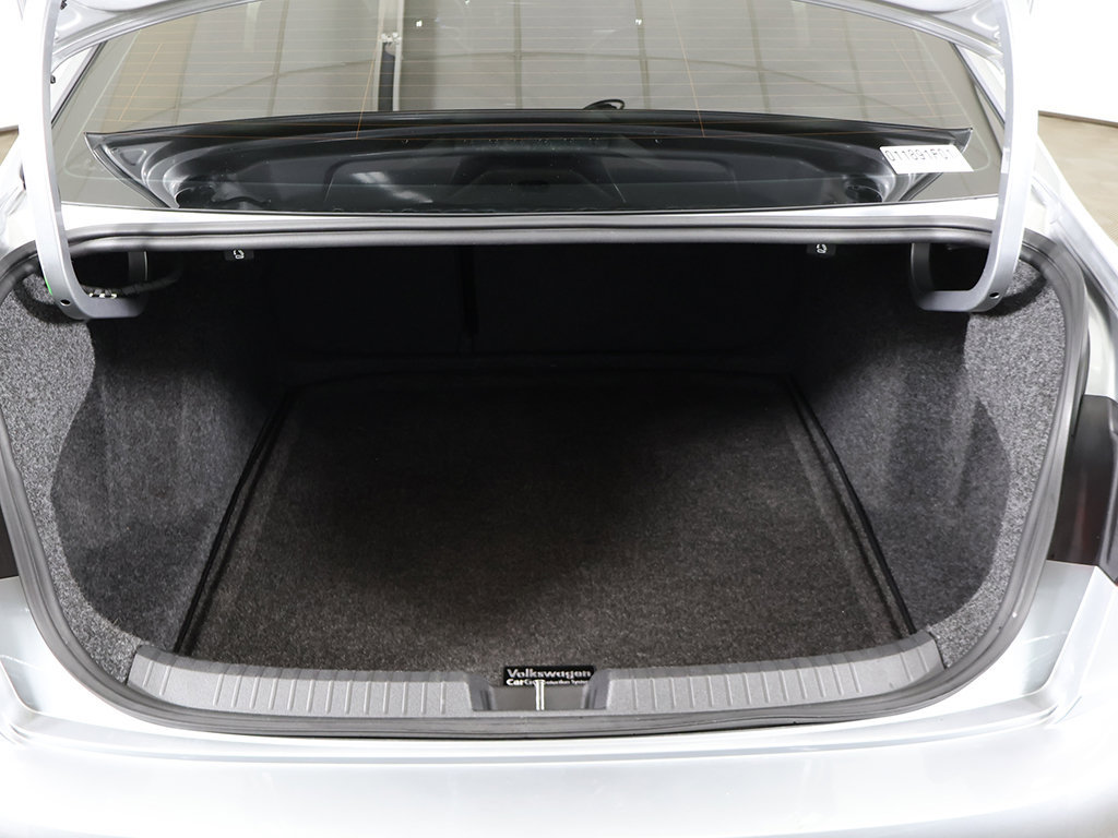 Used 2022 Volkswagen Jetta SE FWD image 20