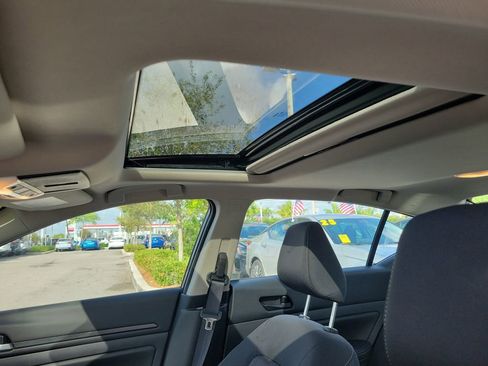 Used 2025 Nissan Altima 2.5 SV w/ SV Special Edition Package image 17