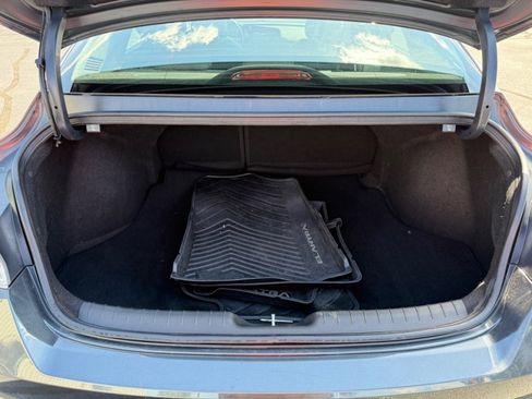 Used 2021 Hyundai Elantra SEL w/ Convenience + Premium Package image 38