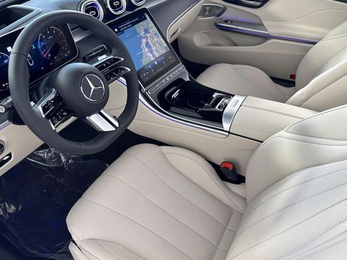 New 2026 Mercedes-Benz CLE 450 4MATIC Cabriolet image 4