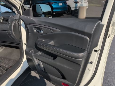 Used 2019 Honda Ridgeline Sport image 42