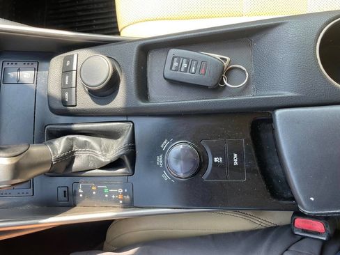 Used 2014 Lexus IS 250 AWD w/ Premium Package image 47