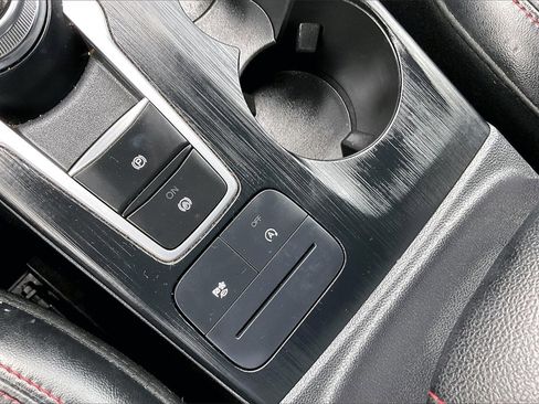 Certified 2023 Ford Escape ST-Line image 24