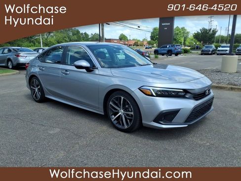 Used 2023 Honda Civic Touring image 7