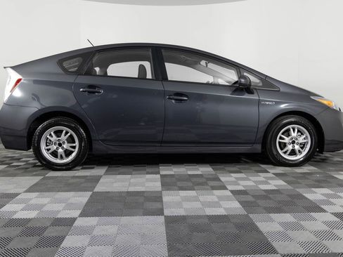 Used 2011 Toyota Prius Two image 9
