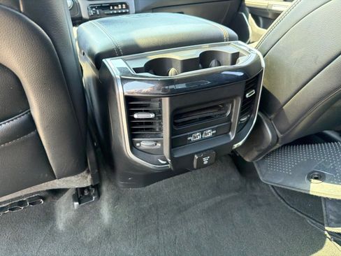 Used 2022 RAM 1500 Laramie w/ Sport Appearance Package AWD/4WD image 12