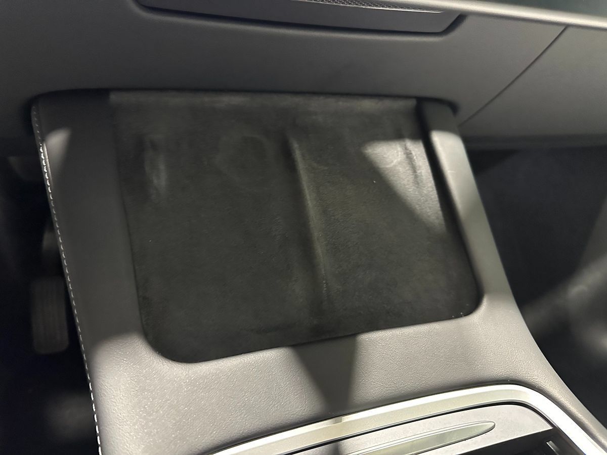Used 2023 Tesla Model Y AWD image 30