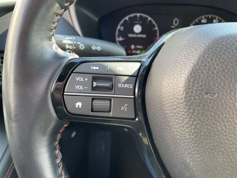 Used 2025 Honda HR-V Sport image 25