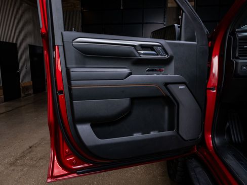 Used 2024 GMC Sierra 1500 AT4 w/ Technology Package image 33