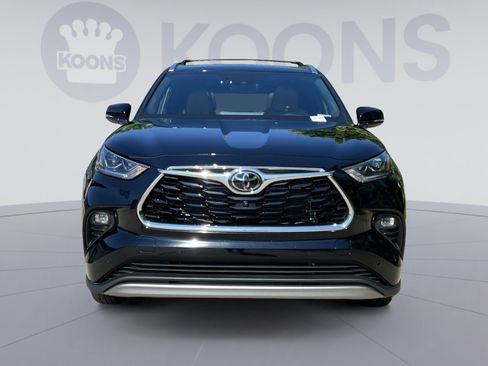 Used 2023 Toyota Highlander Platinum AWD/4WD image 19