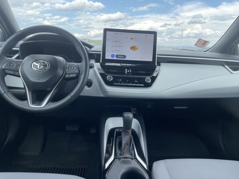 Used 2025 Toyota Corolla FX w/ Convenience Package FWD image 14