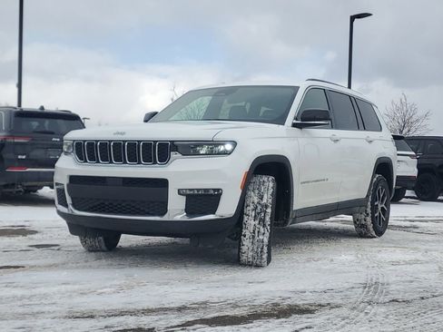 New 2025 Jeep Grand Cherokee L Limited AWD/4WD image 4