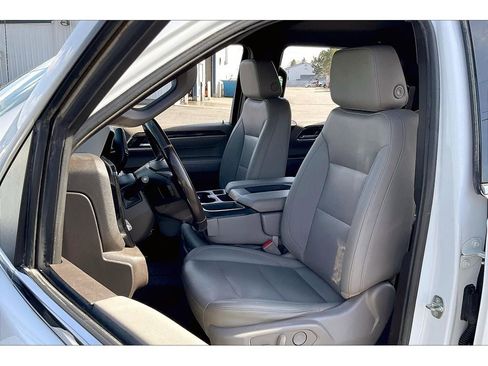 Used 2023 Chevrolet Silverado 1500 LTZ image 25