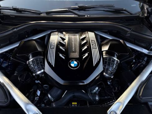 Used 2022 BMW X5 M50i w/ Climate Comfort Package AWD/4WD image 21