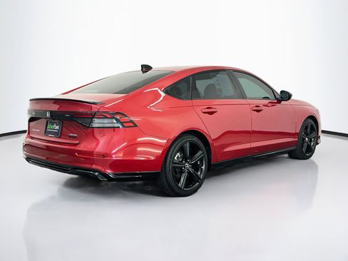 Used 2024 Honda Accord Sport image 9