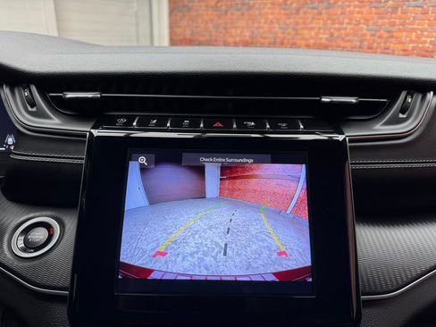 Used 2023 Jeep Grand Cherokee Altitude image 20