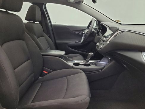 Used 2018 Chevrolet Malibu LT FWD image 21