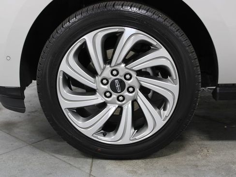 Used 2023 Lincoln Navigator Reserve AWD/4WD image 21