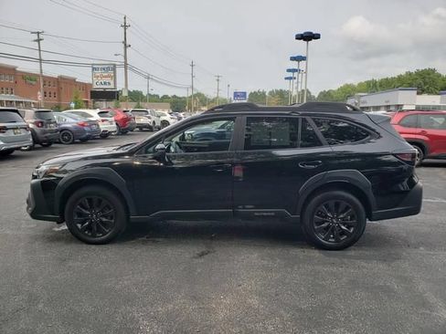 Used 2025 Subaru Outback Onyx Edition XT AWD/4WD image 7