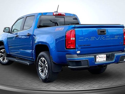 Used 2022 Chevrolet Colorado Z71 AWD/4WD image 14
